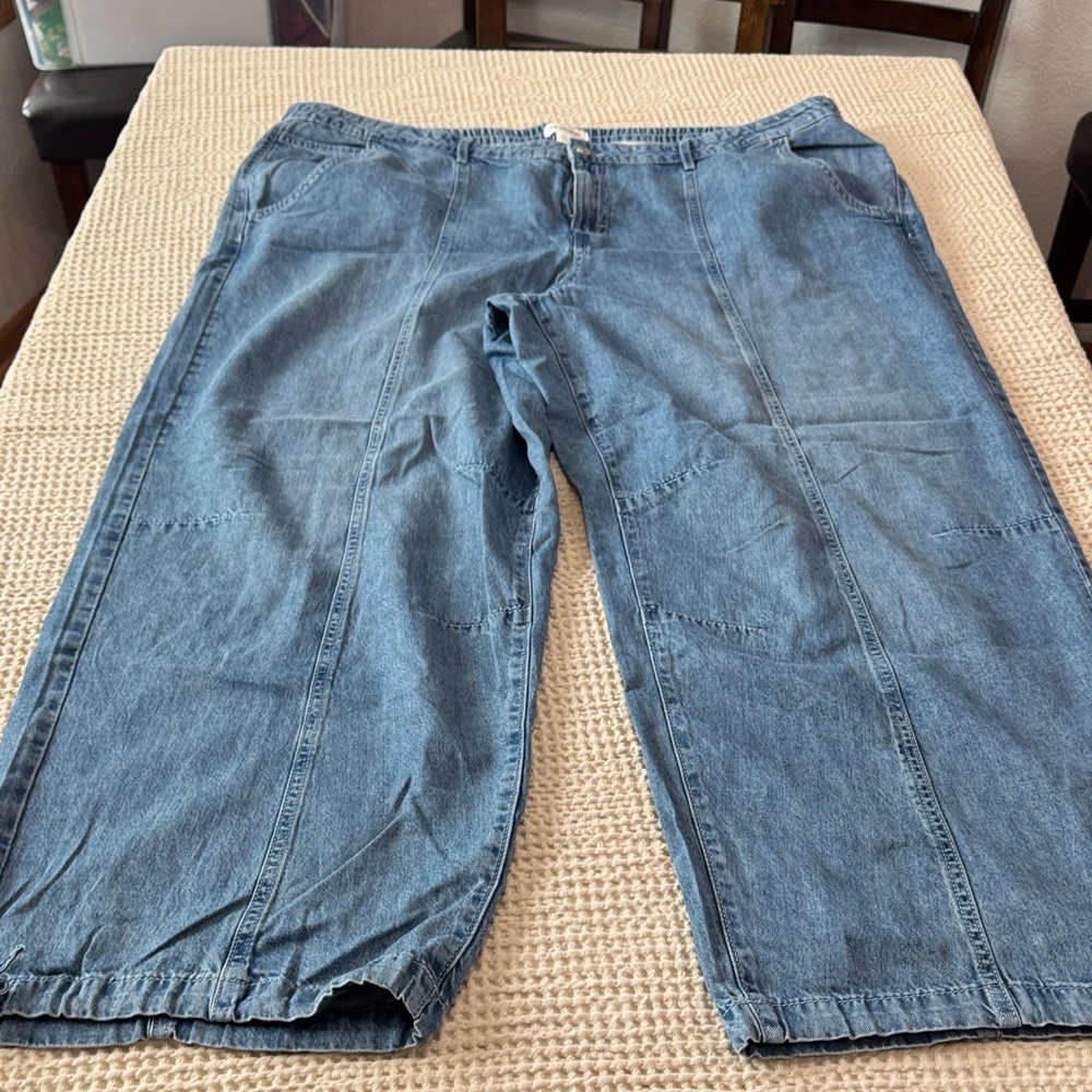 Women’s Plus Size Maurices Tall Jogger style Jean